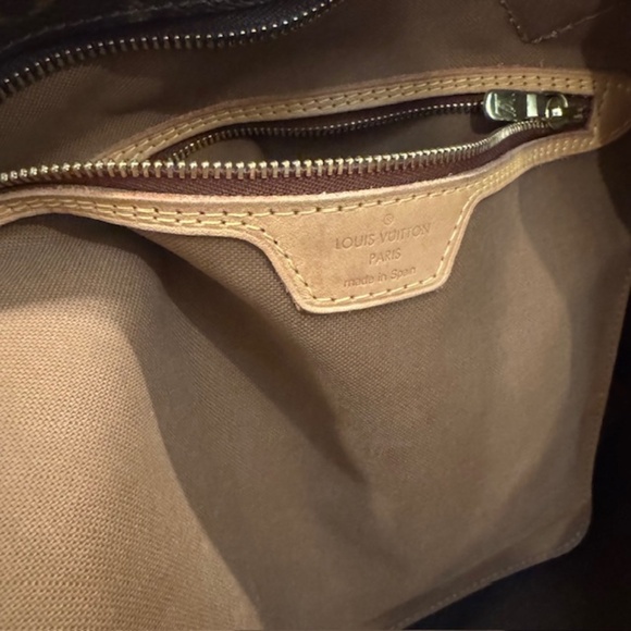 Louis Vuitton Monogram All-In MM Tote - Picture 8 of 14